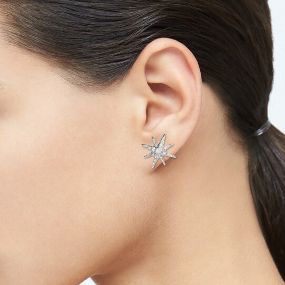 Banana Republic Starburst Stud Earrings - Picture 2 of 3